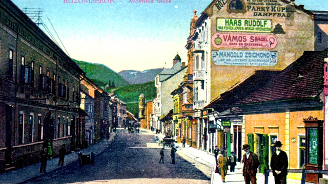 Ružomberok na pohľadniciach