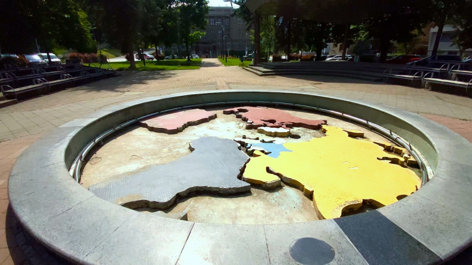 Problémy s fontánami