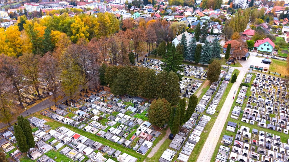 Príprava na Pamiatku zosnulých